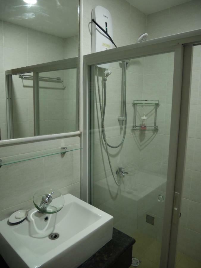 Trillium Residences Ayala Себу Экстерьер фото